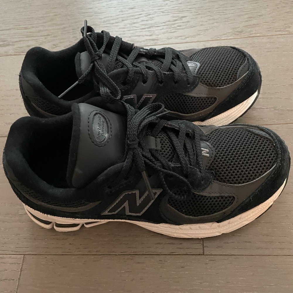 New balance style 2002 big kids